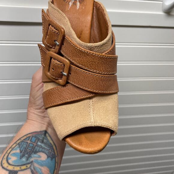 Lucky Brand Latrice Wedge Sandals with Open Toe - Picture 8 of 14